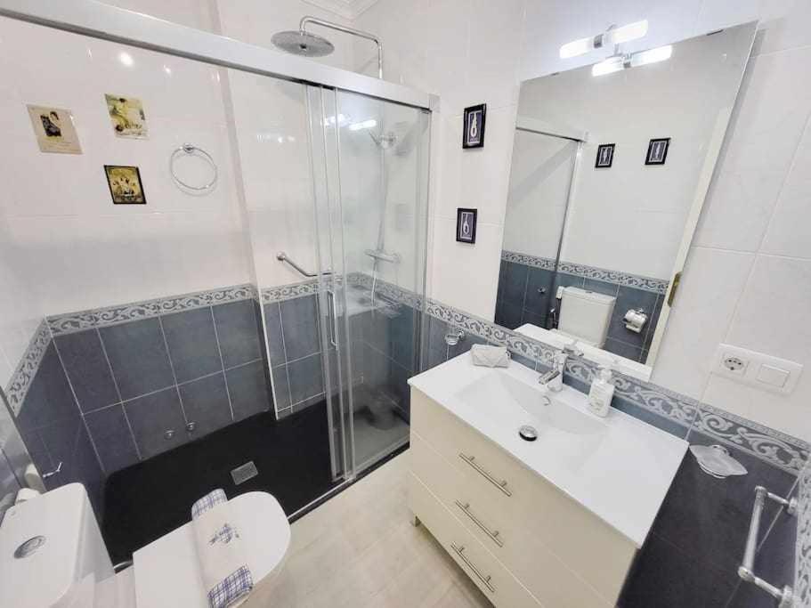 Boliches House! 200m Wifi * Fuengirola